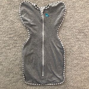 Grey Love to Dream Swaddle!
